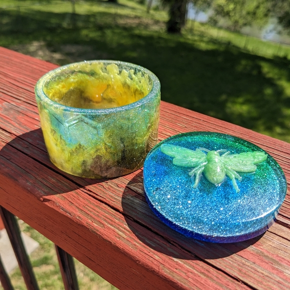 Bumblebee Jewelry Box Resin Art Sparkly Honey Bee Honeycomb Glitter Cute Spring - Picture 11 of 12